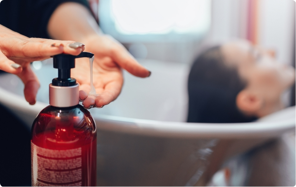 Als toevoeging aan shampoo bij haaruitval en ter versterking van de haarwortels